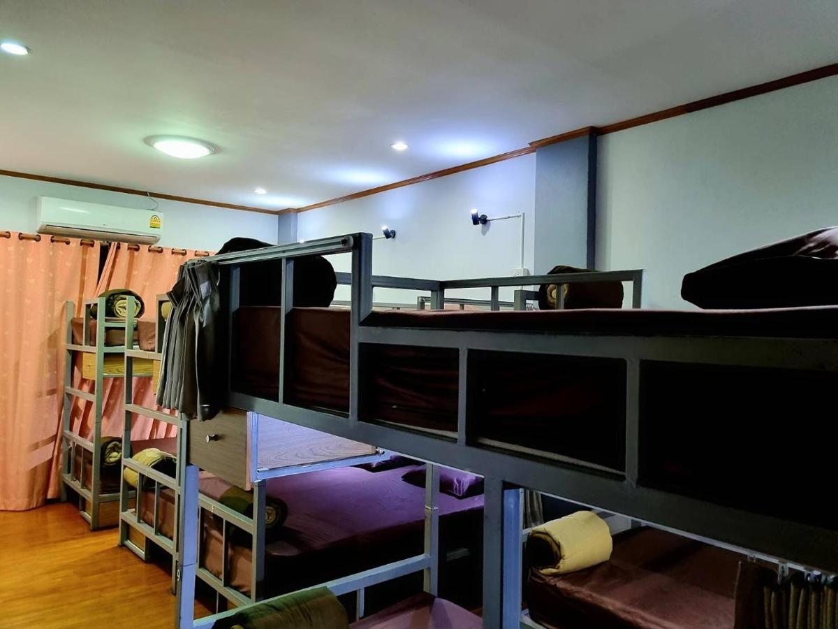 T2B Hostel Chiang Mai Eksteriør bilde