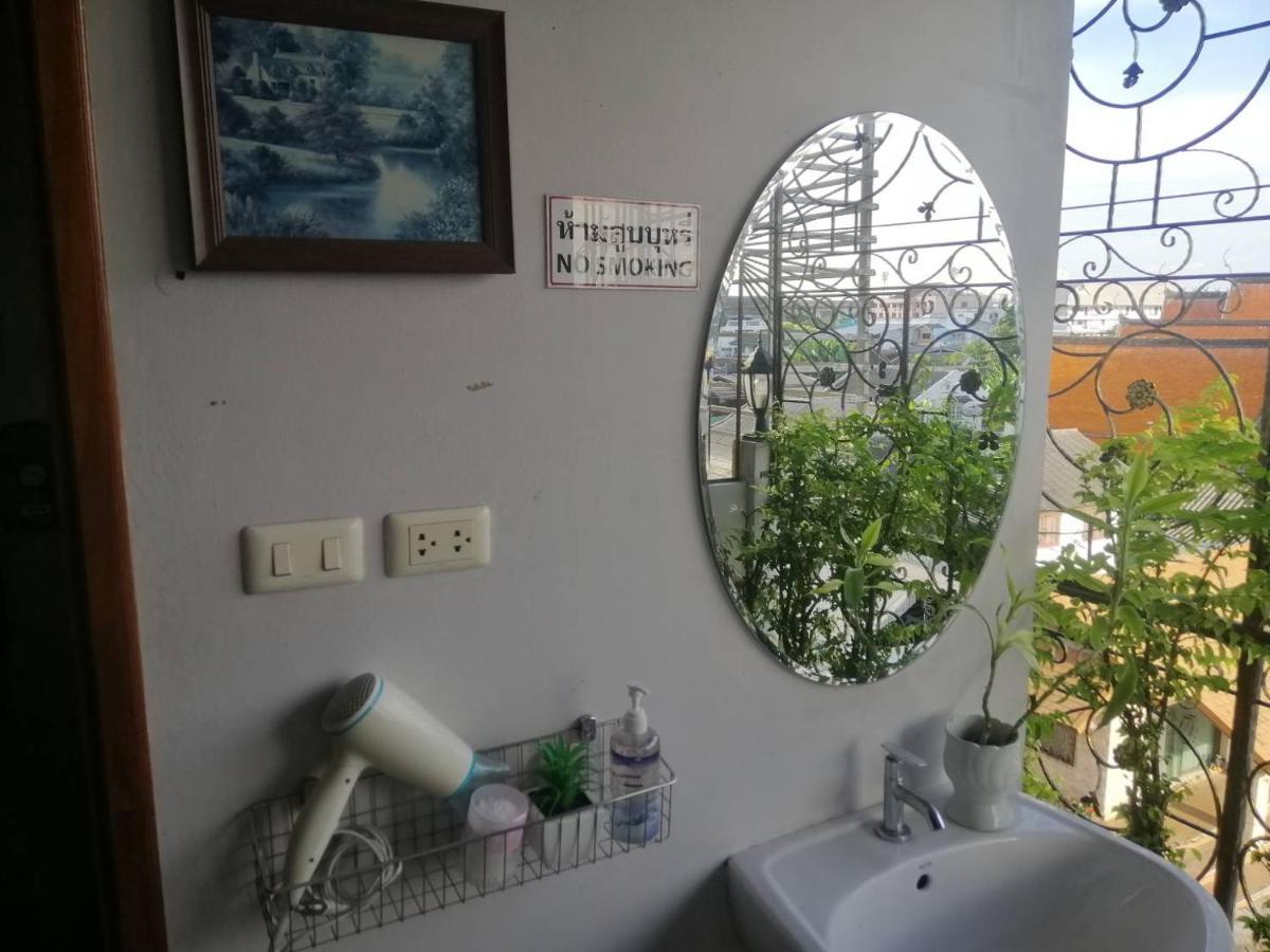 T2B Hostel Chiang Mai Eksteriør bilde