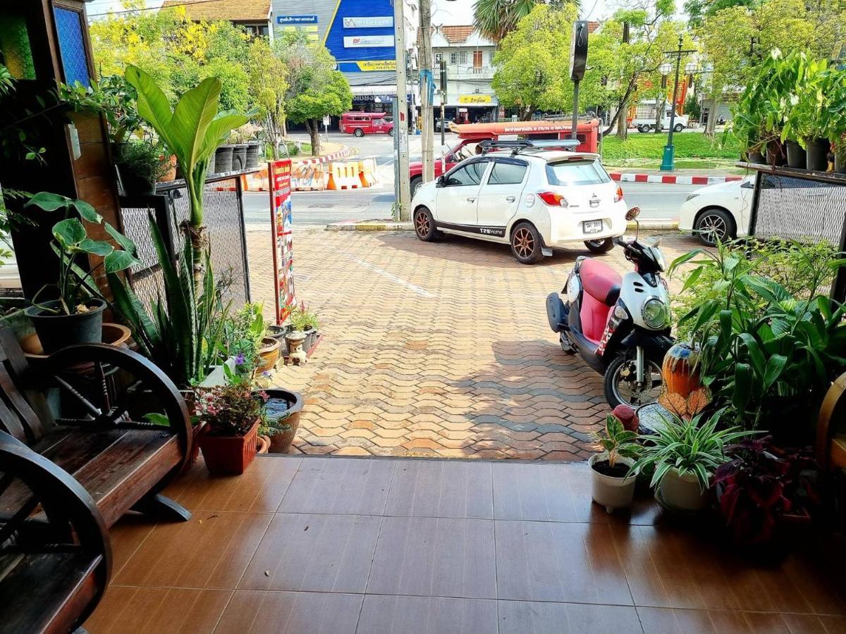 T2B Hostel Chiang Mai Eksteriør bilde